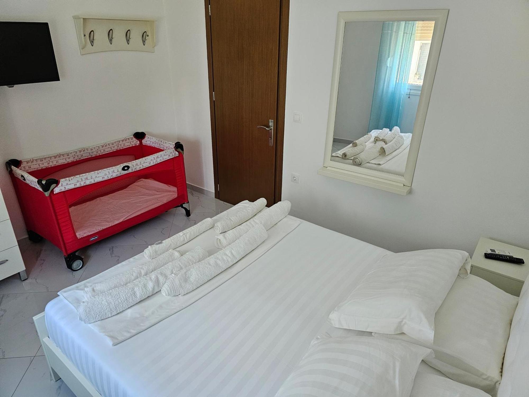 Villa A & A Ksamil Exteriör bild