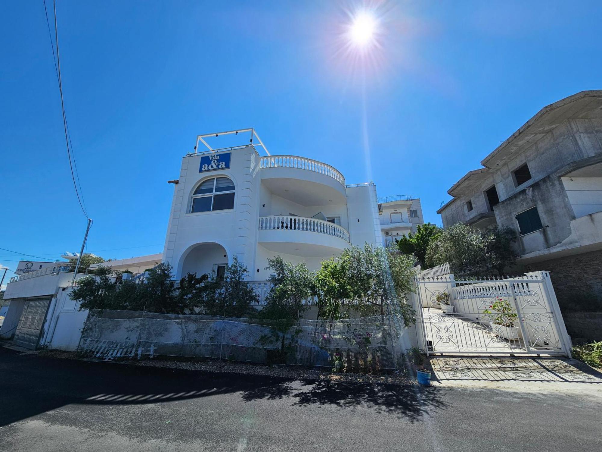 Villa A & A Ksamil Exteriör bild